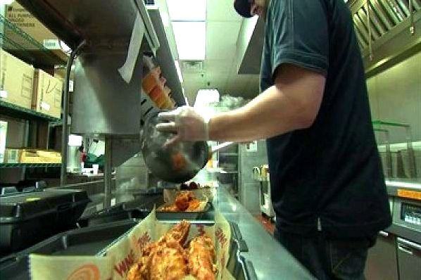 Here's where you'll get free wings on national chicken wing day provide customers who order