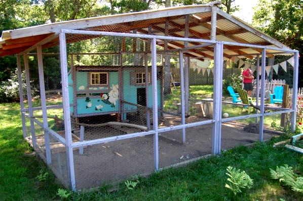 Photo Tour of our Chicken Coop